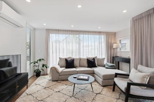 两卧室联排别墅