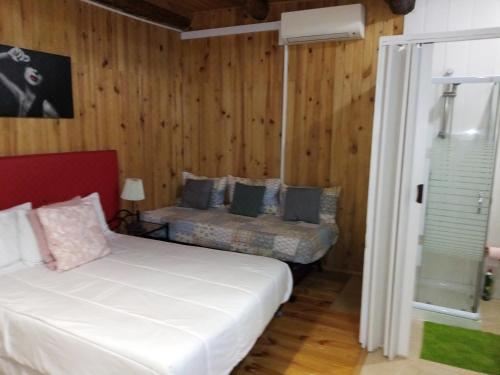 带露台一室公寓