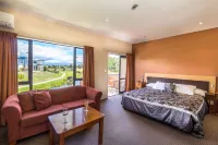 Waterfront Motel Hotele w: 