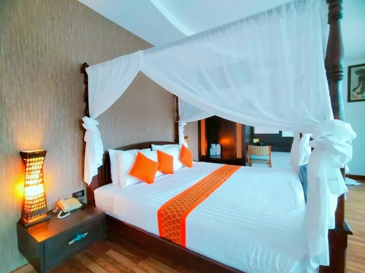 ห้องดีลักซ์ เตียงใหญ่ 1 เตียง