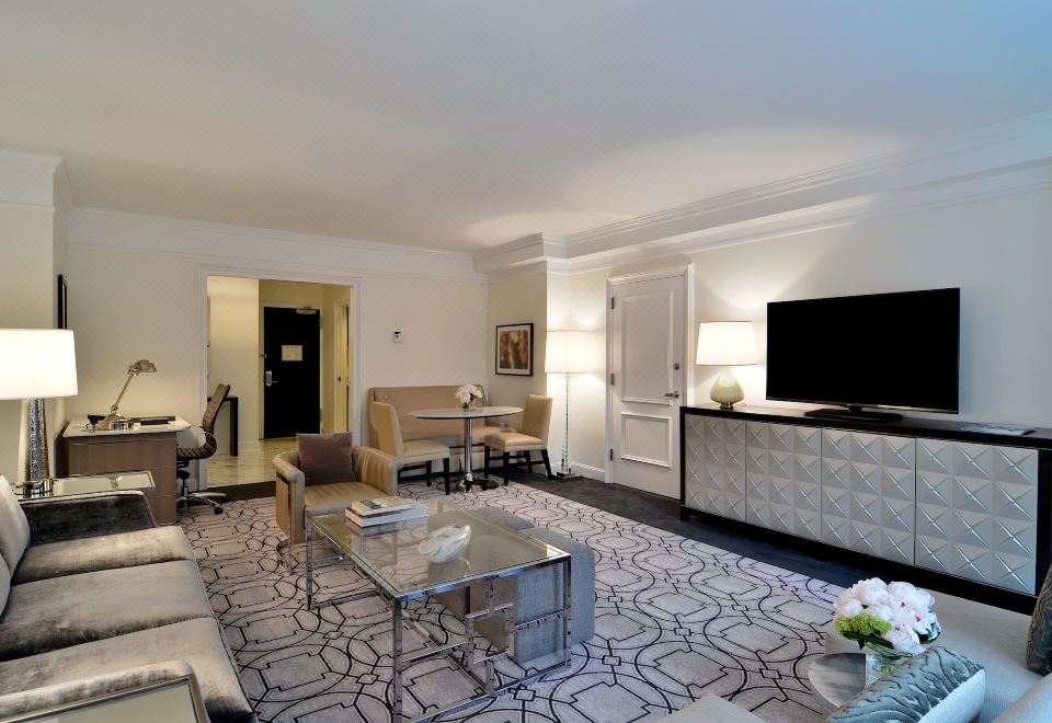 Park Avenue露台套房