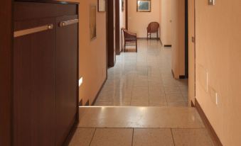 Hotel Rose&Crown - Housity