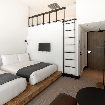 Standard Twin Room Trunk (Hotel) Promo Code