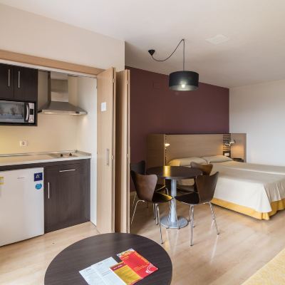Double Room with Kitchen Hotel Oroel Promo Code