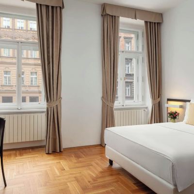 Triple Room Hotel Praga 1 Promo Code
