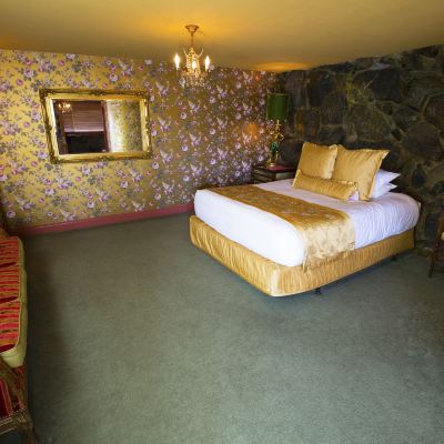 Villa Rock Madonna Inn Promo Code