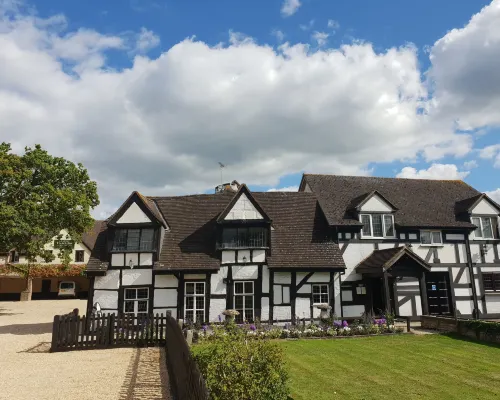 The Thatch Inn Hotel di Gloucester