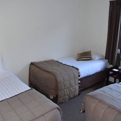 Family Suite, 2 Bedrooms, Non Smoking, Kitchenette Darfield Motel Promo Code