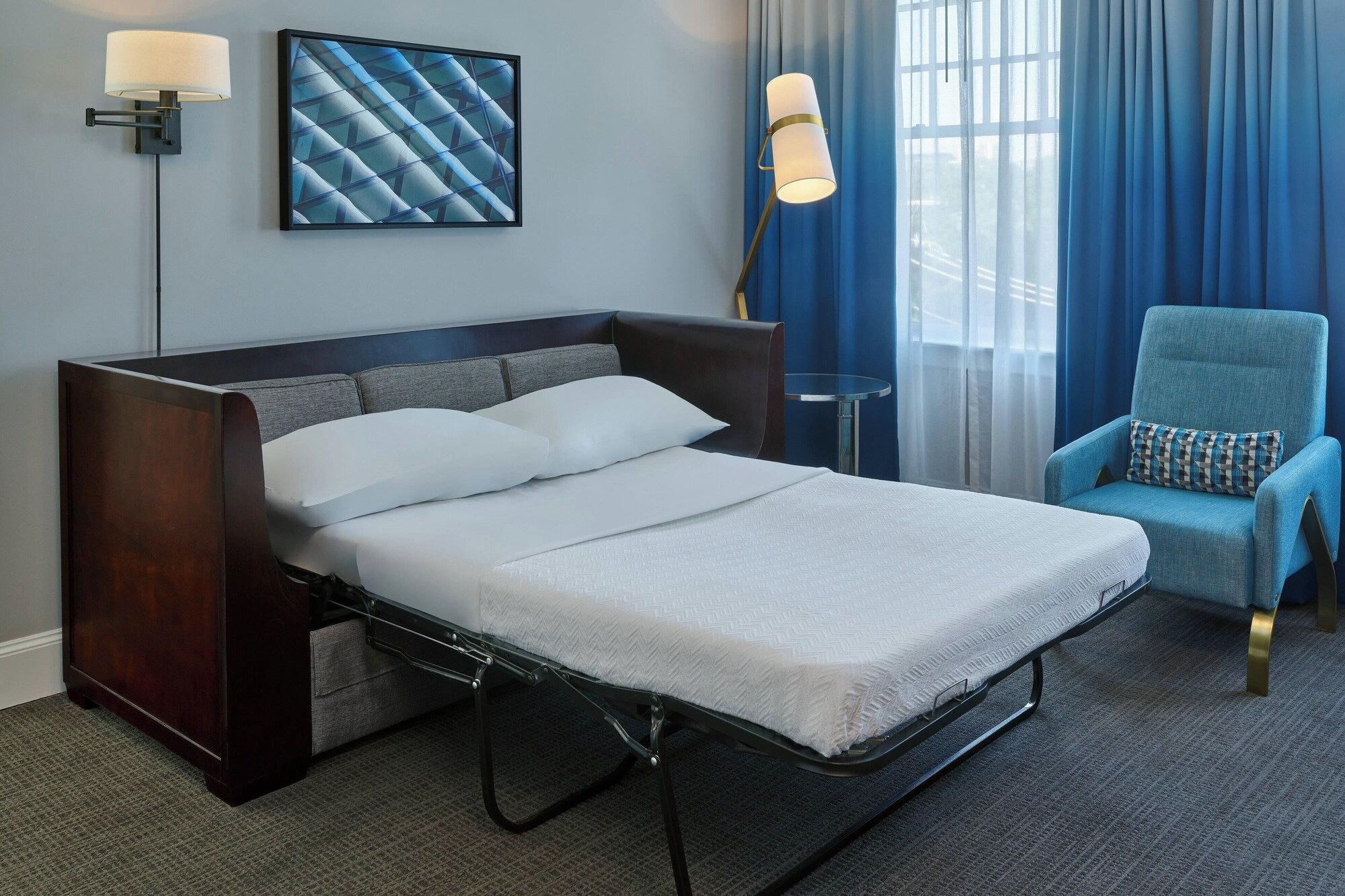 精选套房， 套房， 1张特大床， 梳化床