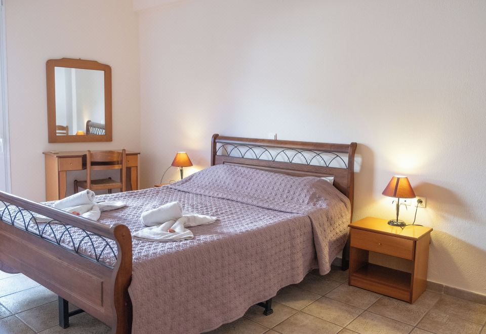 带阳台的标准两居室公寓