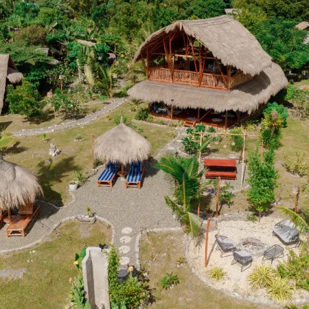 Tongo Hill Cottages
