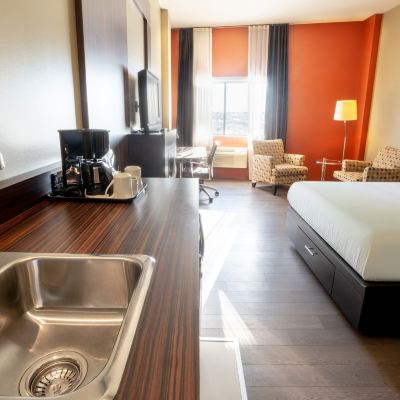 Classic Room, 1 Queen Bed, Fireplace Hotel Must Promo Code