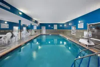 Hampton Inn & Suites St. Cloud