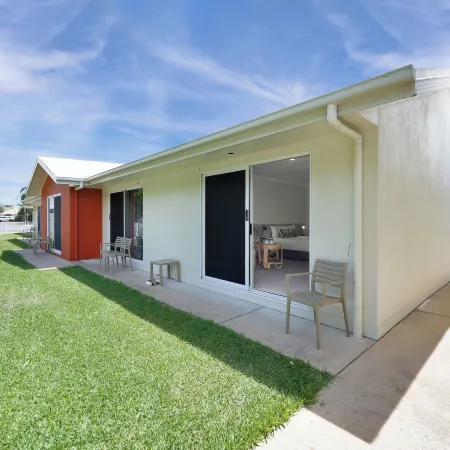 Beachside Boutique Motel Mackay Отели в г. Маккай