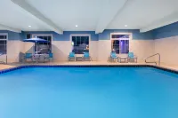 Holiday Inn Express & Suites SEASIDE-CONVENTION CENTER by IHG