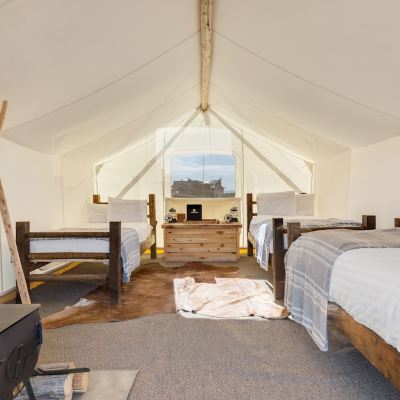 Safari with 3 Twin Tent-Shared Bath
