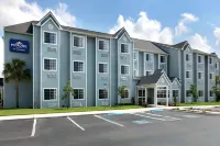 Microtel Inn & Suites by Wyndham Zephyrhills