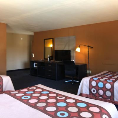 Room with Three Queen Beds - Non-Smoking Hotel Elevation Promo Code