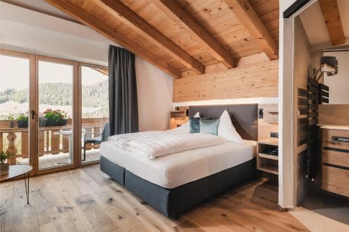 带阳台的三人房