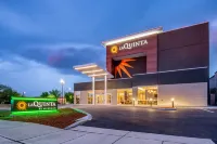 La Quinta Inn & Suites by Wyndham Spokane Downtown Hotels in 