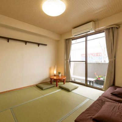 Private Twin Room (Japanese Style)