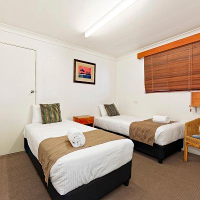 Family Room, Multiple Beds Riviera Motel Bundaberg Promo Code