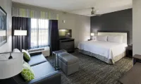 Homewood Suites by Hilton Topeka Hotel a 