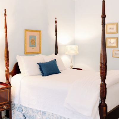 Room, Private Bathroom (Cleveland) Morehead Inn Promo Code