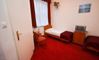 Broadway City Guesthouse - Housity