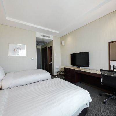 Standard Room, 2 Twin Beds (3 Paxs To Be Booked Until 3Pm) 베스트 웨스턴 프리미어 강남 쿠폰