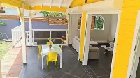 Domaine Damouw Hotels in 