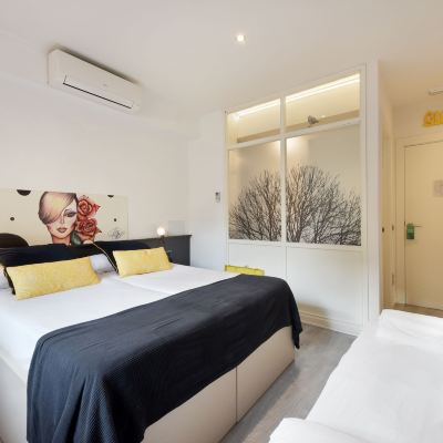 Double Room with Extra Bed Free Hostels Barcelona Promo Code