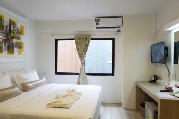 ห้องซูพีเรียร์ เตียงใหญ่ ปลอดบุหรี่