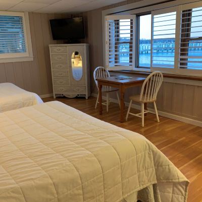 On Beach Kitchen Room Vineyard Harbor Motel Promo Code