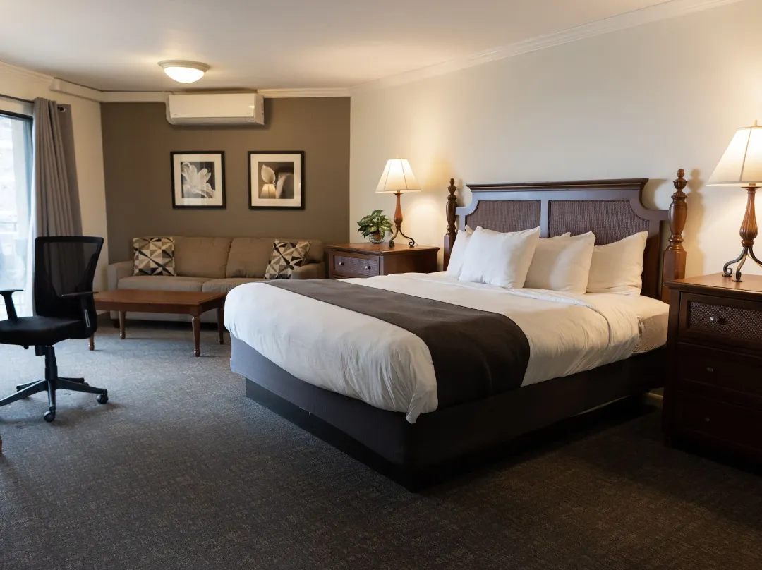 Weathervane Terrace Inn And Suites - Charlevoix, MI