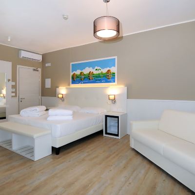 Quadruple Room, 1 Queen Bed with Sofa Bed, Partial Sea View Marina Palace Hotel Promo Code