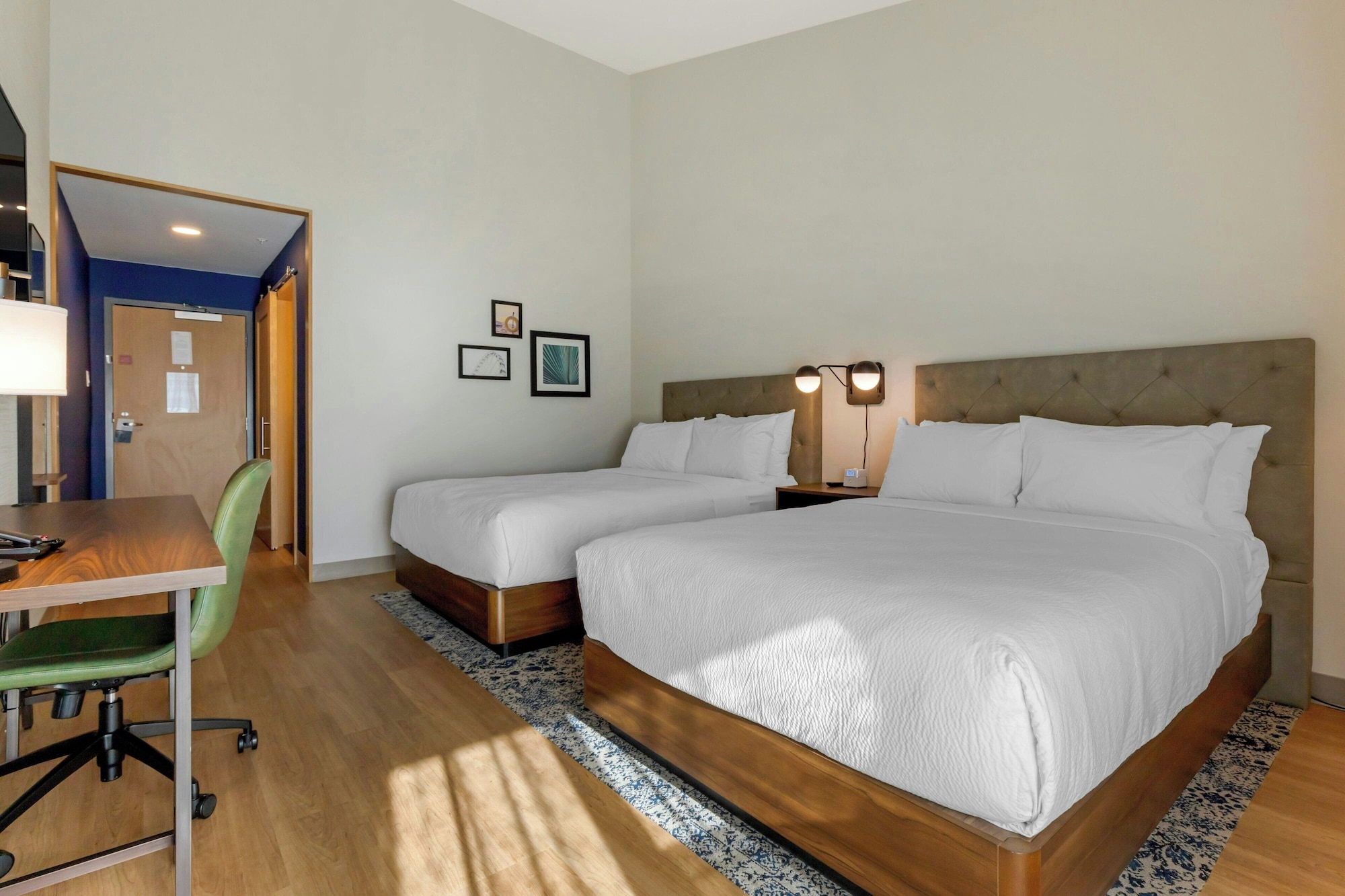 河景豪华两张大床房带阳台