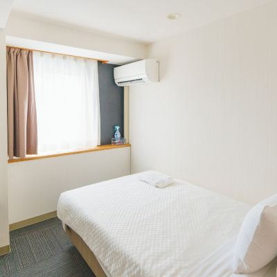 セミダブルルーム ホテル オーシャン那覇国際通り クーポン