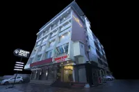 Grand Plaza Suites