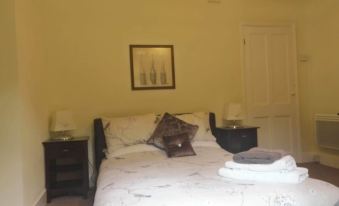 Country Escape Lydden - 3 Bedroom Cottage at Kent Escapes Short Lets & Serviced Accommodation Kent
