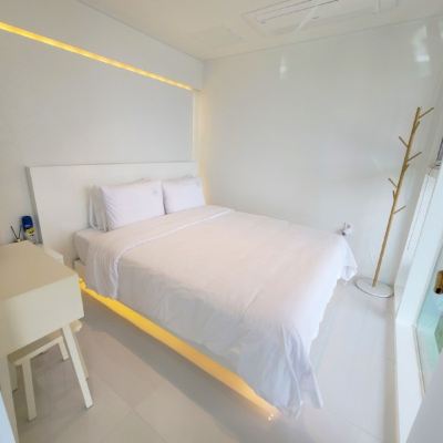 B101 Geojedo Discovery Pool Villa 쿠폰