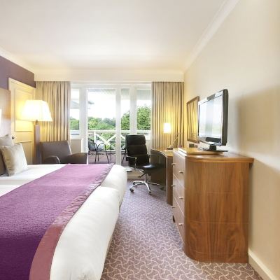 Premium Room with 2 Single Beds
