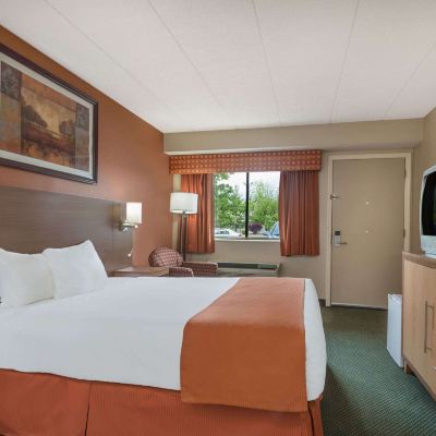 無障礙大床房-非吸煙 哥倫布露天廣場戴斯酒店優惠