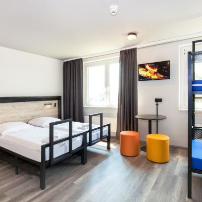 家庭房（2成人+2小童） 柏林米特A&O酒店優惠