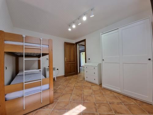 两卧室联排别墅