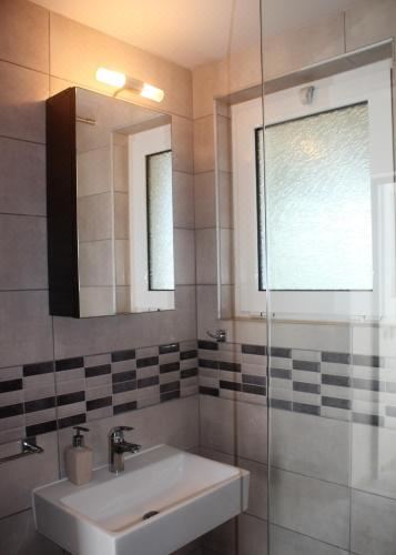 一室公寓 - 带双人床和带私人阳台