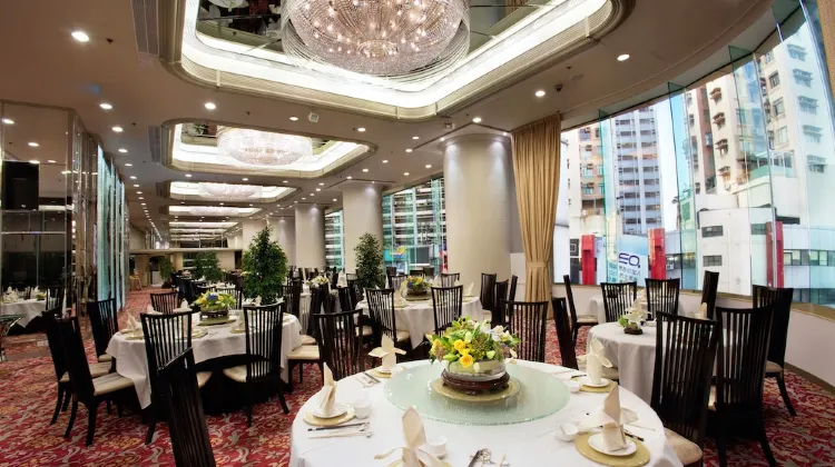 Regal Hongkong Hotel food or restaurant
