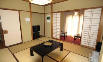 Yokokawa Onsen Nakanoya Ryokan