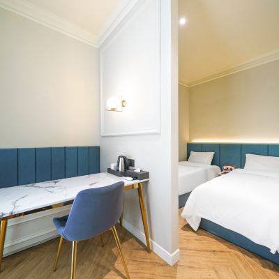 商務雙床房（雙人使用 / 兩張單人床 / Netflix / 吹風機和直髮器） H大道飯店 - 建大聖水優惠