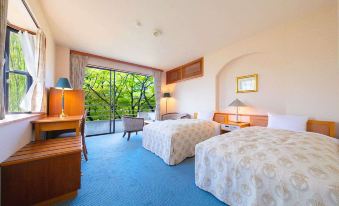 The Hotel Fujiyama